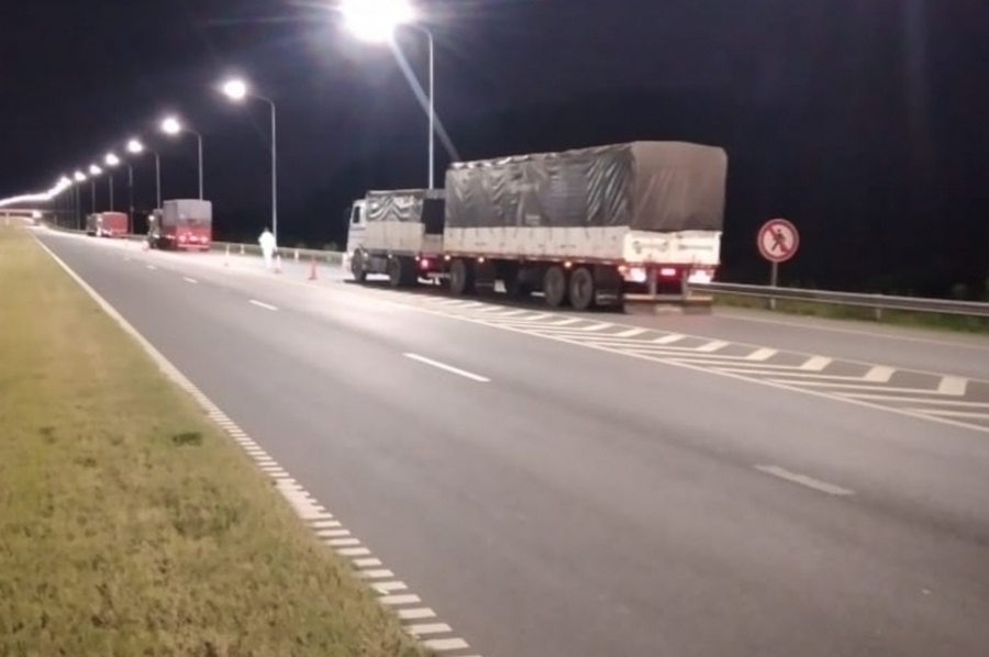 Detectaron excesos de cargas por más de 100 toneladas en la autopista Rosario-Santa Fe