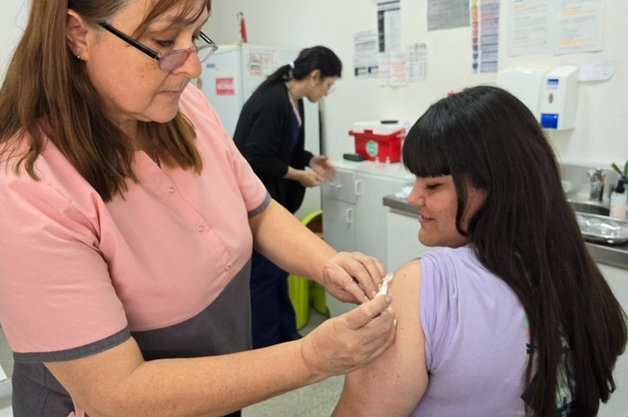 Objetivo Dengue: Provincia inició la campaña de vacunación en el departamento San Cristóbal