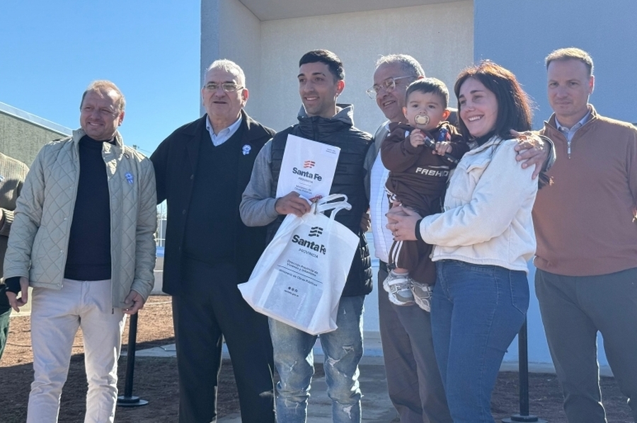 Calvo destacó la entrega de viviendas en Ataliva y el avance de nuevas obras para la localidad