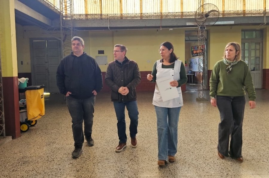Borla anunció entrega de aportes para Escuelas de Ramayón y San Martín Norte