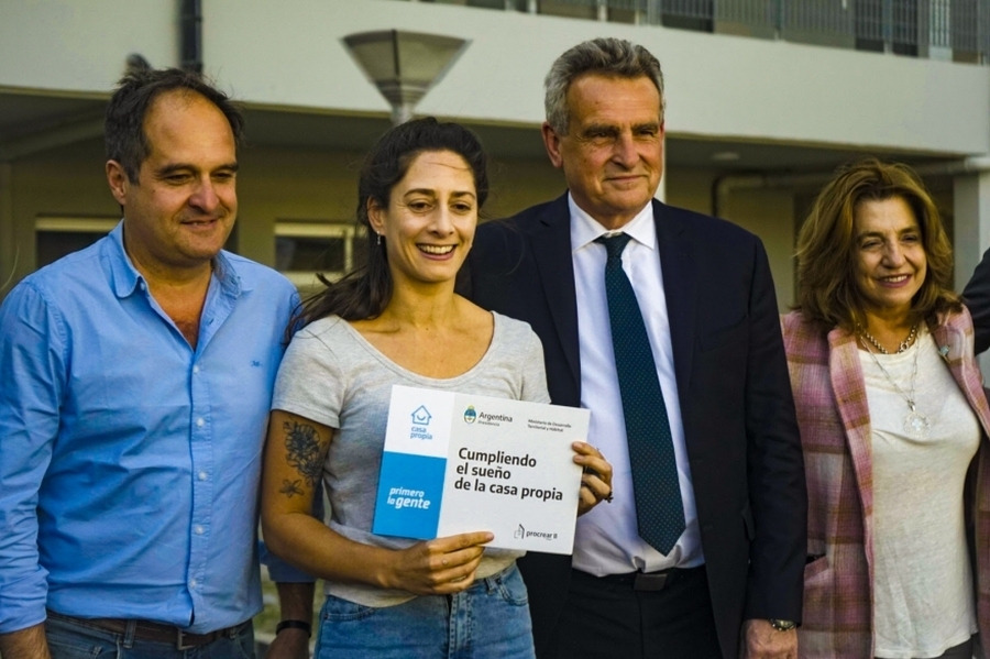 Se entregaron 75 viviendas Procrear del Parque Federal de Santa Fe