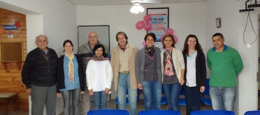 Con el personal del hospital Samco de Videla