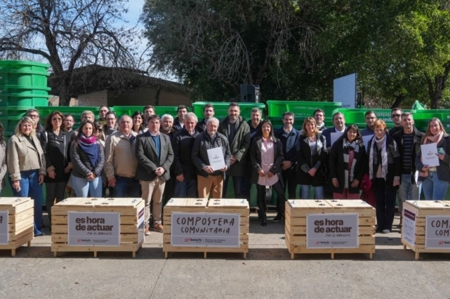 Provincia entregó equipamiento para mejorar el tratamiento de residuos y fortalecer la economía circular