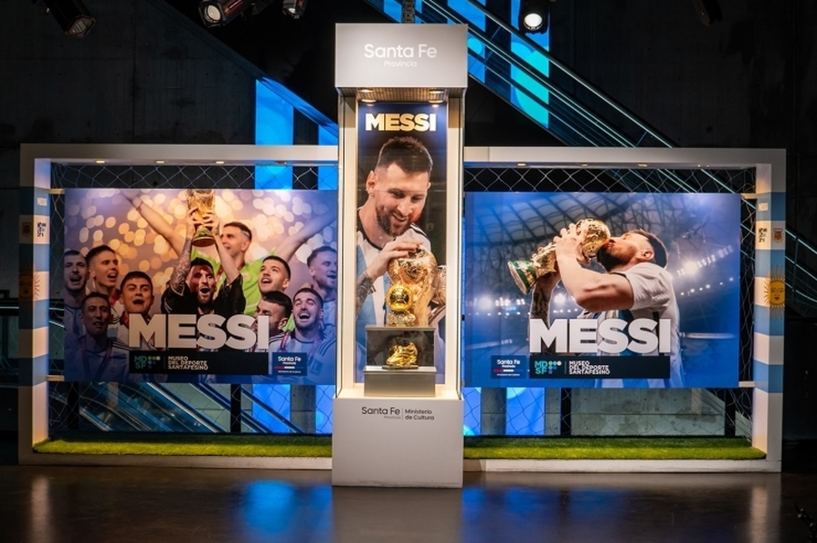El Museo del Deporte Santafesino exhibe el Balón y el Botín de Oro de Leo Messi