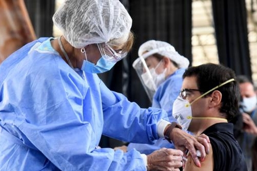 Comienza la aplicación de cuartas dosis contra el coronavirus en la Provincia