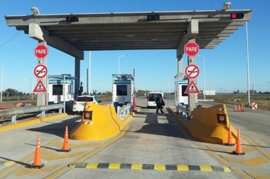 Hay paro en los peajes de rutas nacionales y se levantan las barreras