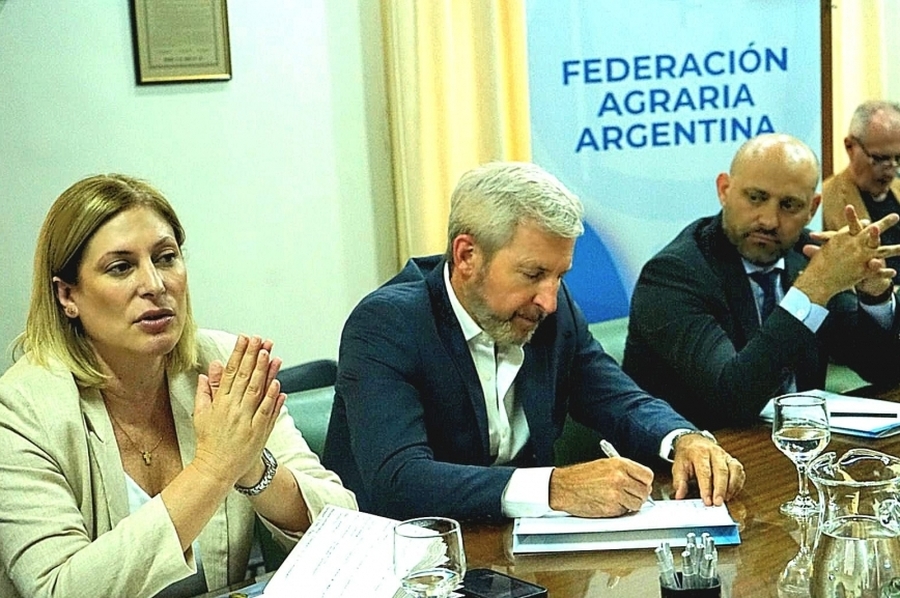 Scaglia y Puccini se reunieron con la Mesa de Enlace y gobernadores de la Región Centro