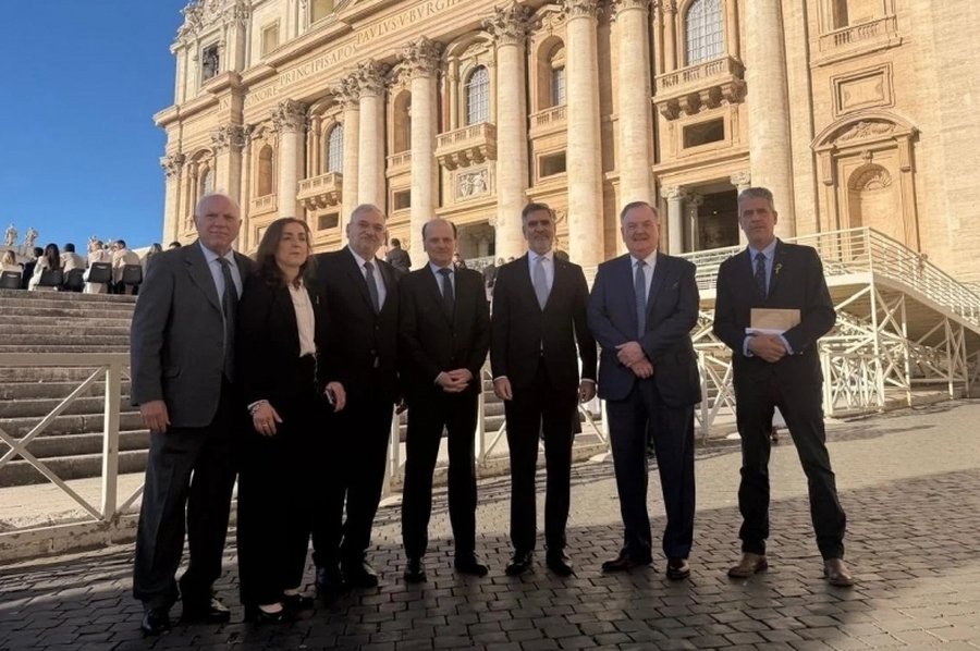 Calvo: “balance positivo” del viaje institucional de senadores a Europa