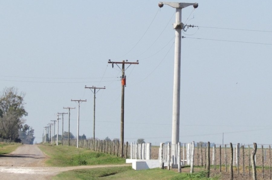Borla anunció una importante inversión de la Provincia en infraestructura eléctrica en una zona rural de San Justo