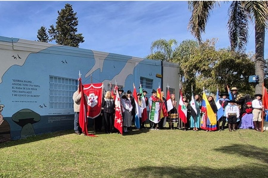 Esperanza celebró 14 años de hermanamiento con seis comunas suizas con la inauguración de un mural