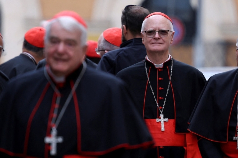 Cónclave para elegir al nuevo Papa: además de los cardenales, el exclusivo grupo que puede estar en la Capilla Sixtina