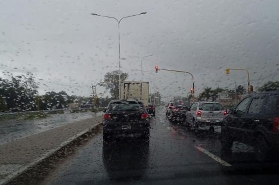 Viernes con lluvias y tormentas: cómo estará el tiempo durante el fin de semana