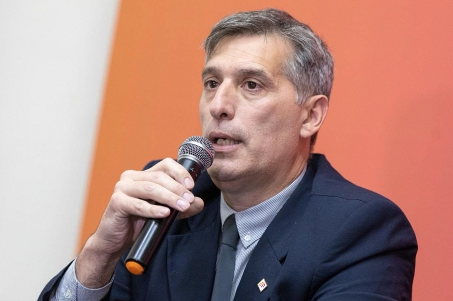 Olivares: “La Provincia hace un gran esfuerzo para que los salarios acompañen la inflación”