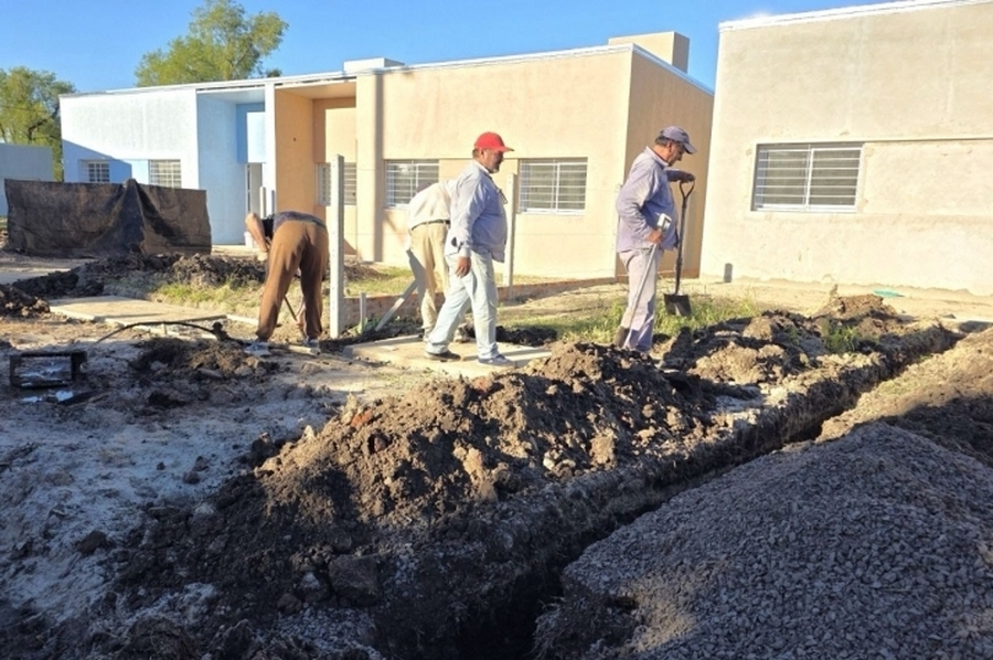 Pullaro impulsa en Romang una inversión de más de $1.160 millones en viviendas y obras urbanas