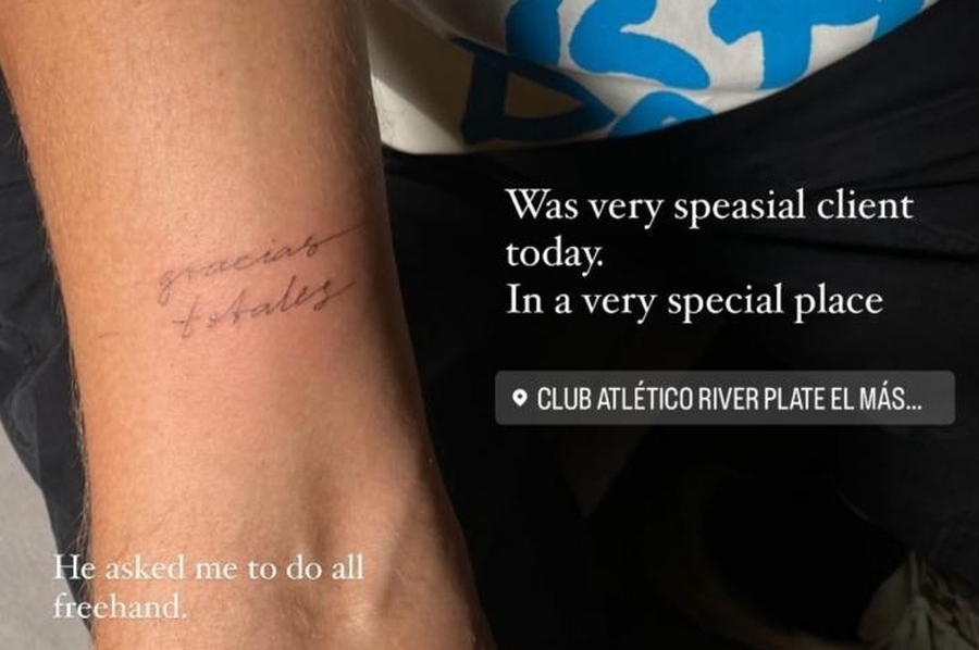 El cantante de Coldplay se tatuó 