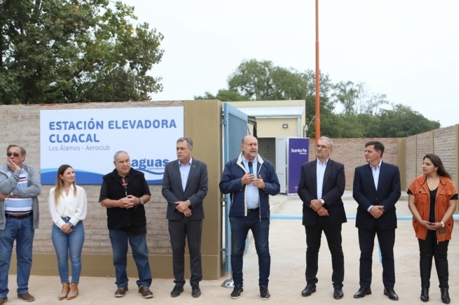 Perotti encabezó la inauguración de la Estalción Elevadora de Residuos Cloacales en el barrio Villa Aeroclub de Rafaela