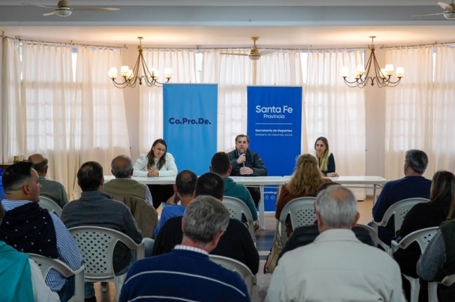 La provincia entregó aportes a clubes de los Departamentos Castellanos, La Capital y Las Colonias
