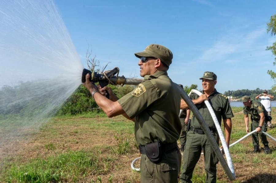 Los Pumas se capacitan en manejo de fuego para proteger los humedales del Litoral