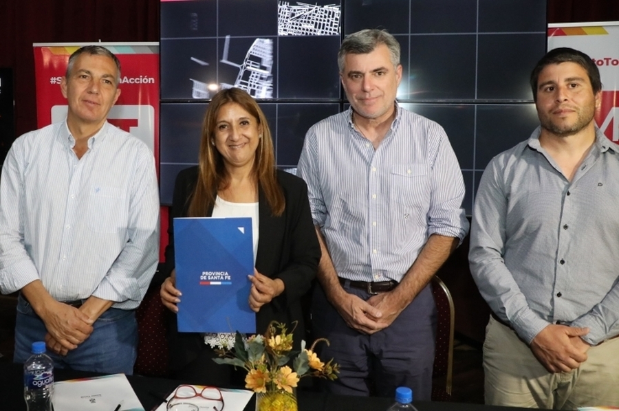 La provincia invierte $88 millones en renovación de luminarias para la ciudad de Santo Tomé