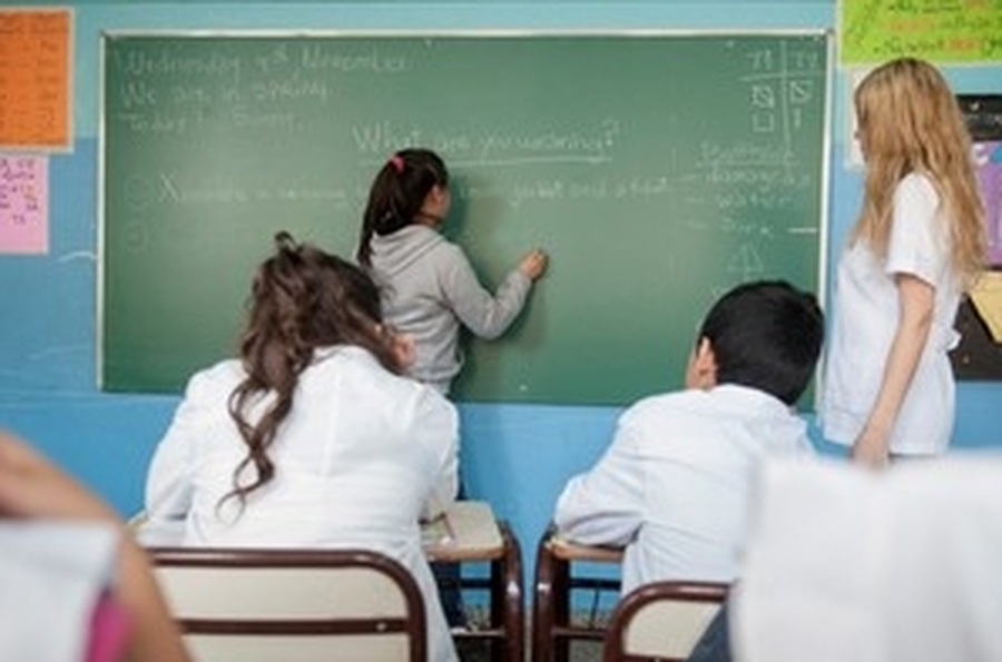 Asistencia Perfecta: más de 62 mil docentes, directivos, secretarios, preceptores y asistentes escolares cobrarán el incentivo mensual de septiembre