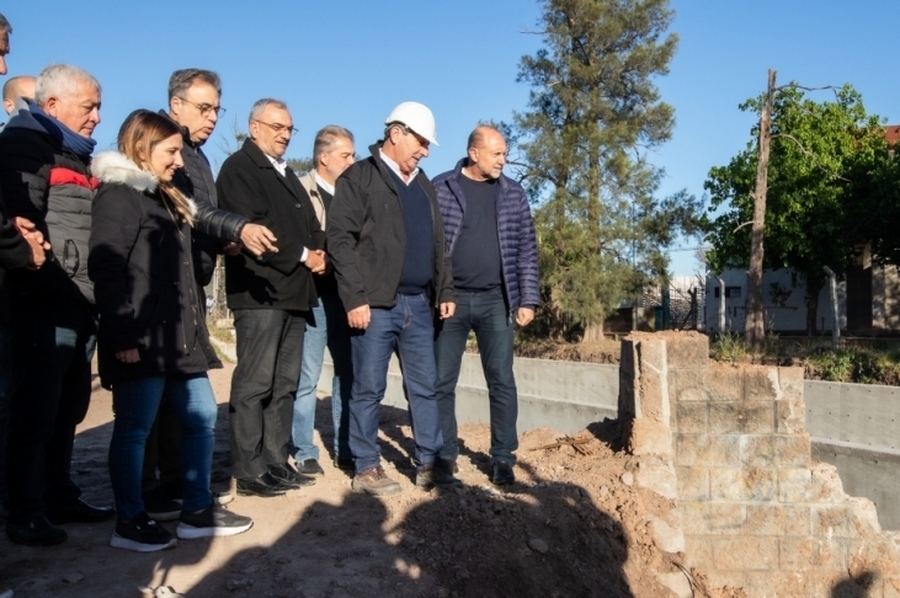 Perotti recorrió en Rafaela la obra de desagüe canal sur, tramo Ben Hur