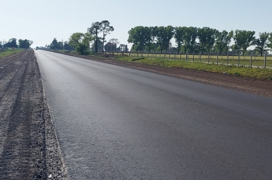 En el departamento San Jerónimo, avanza la repavimentación de la Ruta Provincial N°80