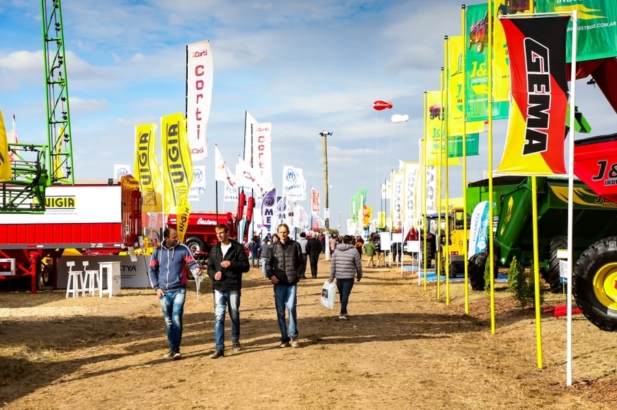 La provincia impulsa una línea de financiamiento para la compra de maquinaria agrícola en Agroactiva 2023