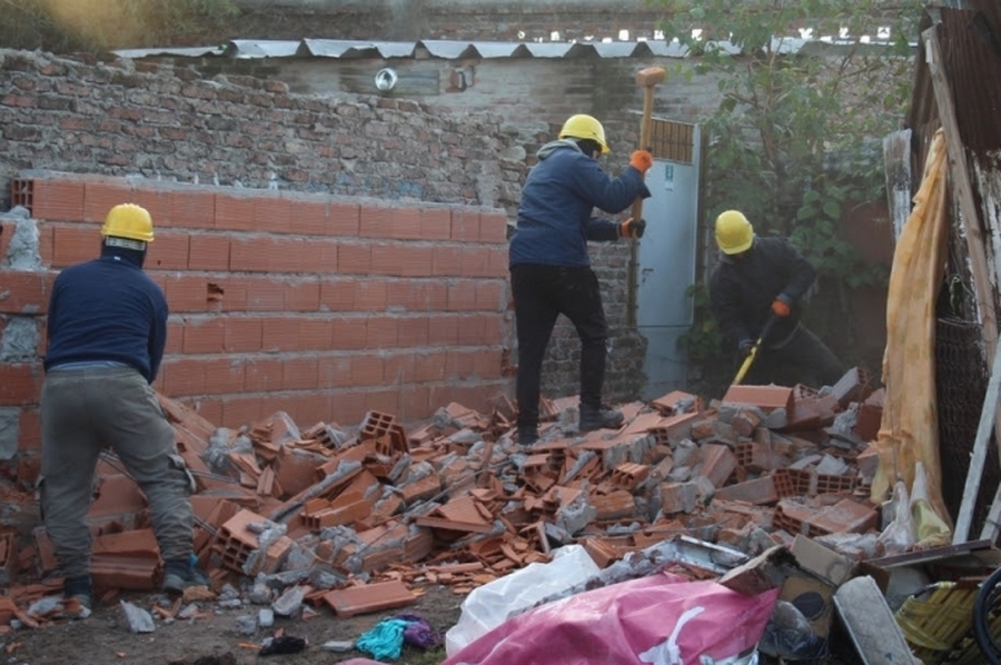 Microtráfico: derribaron un búnker de drogas en pleno barrio Villa del Parque en Santa Fe