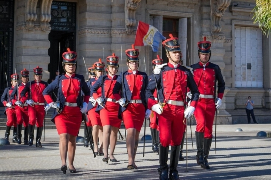 Semana Invencible: Provincia reconoció al cuerpo de Dragones de la Independencia por los 40 años de su creación