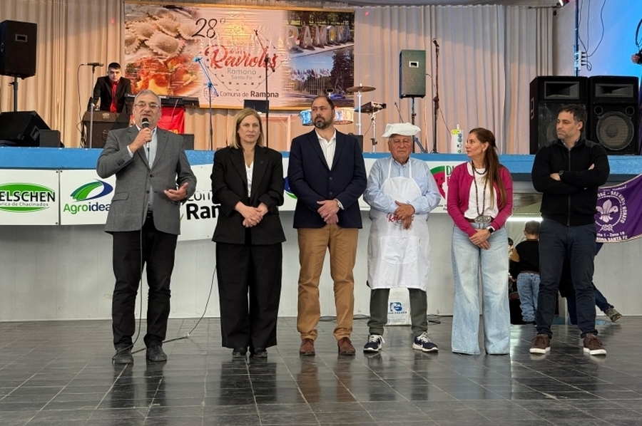 Alcides Calvo acompañó a la localidad de Ramona en la 28° Edición de la Fiesta Provincial de los Ravioles
