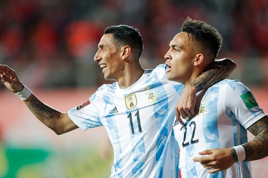 Argentina, con muchas bajas, defiende su invicto ante una urgida Colombia