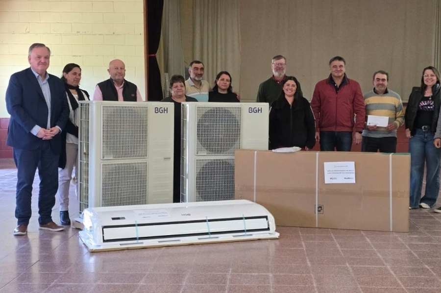 El senador Michlig visitó distintas localidades y acercó numerosas respuestas gubernamentales