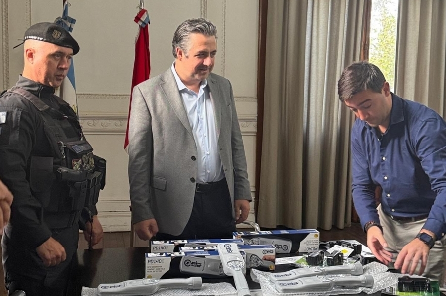 Provincia incorporó detectores de metales para el Servicio Penitenciario y la Policía