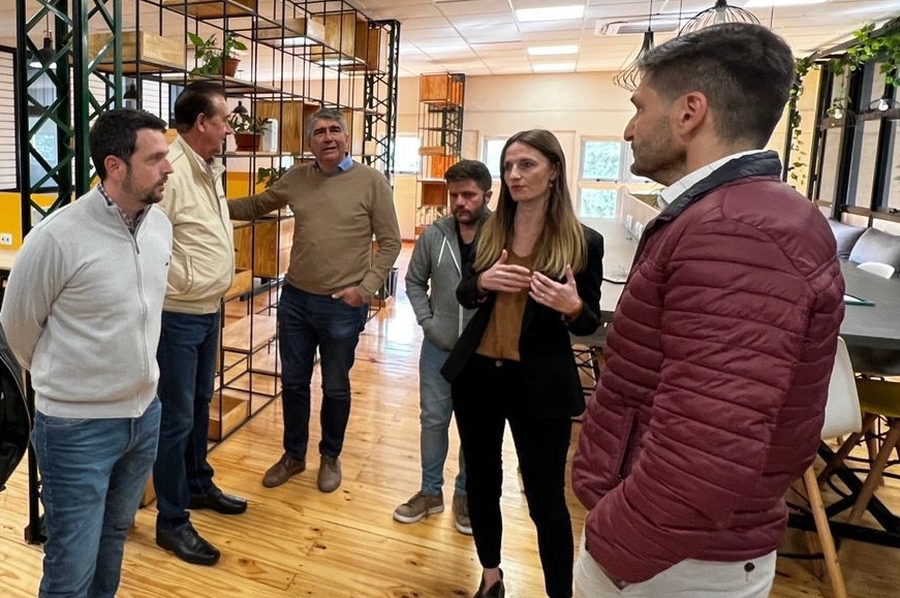 Bastia estuvo en Avellaneda donde participó en encuentro con autoridades locales y provinciales