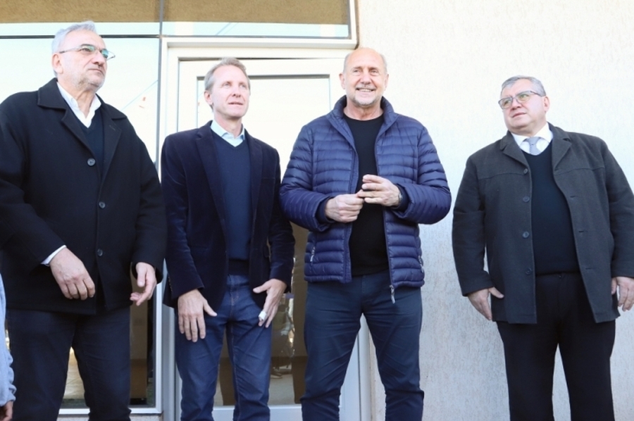 Perotti recorrió la finalización de la obra del nuevo edificio de la Comisaría 3ª de Sunchales