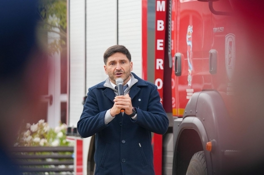 Pullaro en el Día del Bombero Voluntario: “Sentimos orgullo por ustedes y por eso invertimos para que sean los más preparados y equipados de la Argentina”