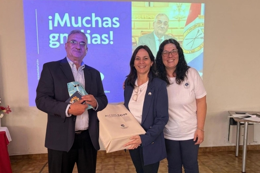 Calvo compartió su experiencia en la Reforma Constitucional con alumnos de la Escuela Nuestra Señora de la Misericordia de Rafaela