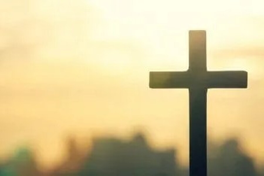 Pascua, ¿ayudamos al Cristo roto y resucitado?