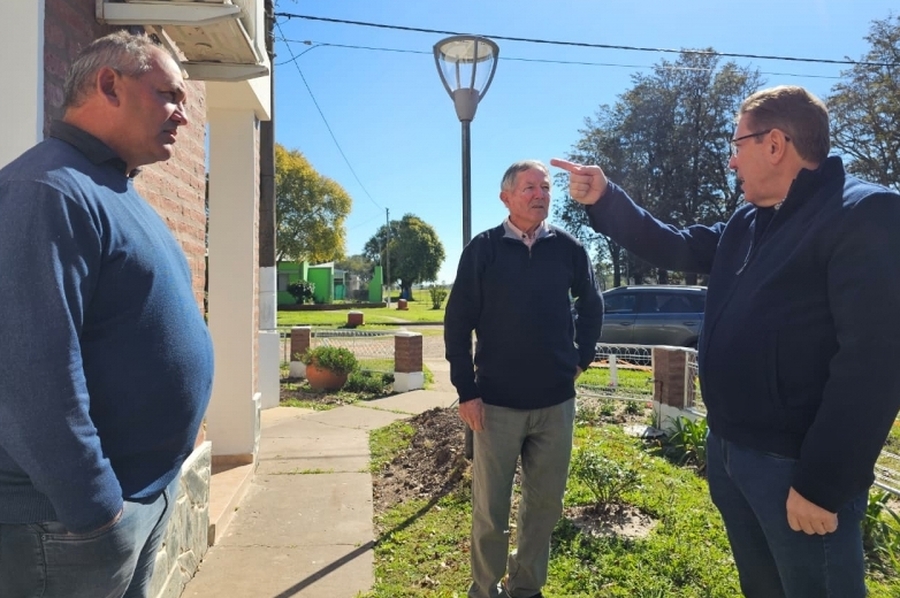 Borla recorrió obra pública en Colonia Esther