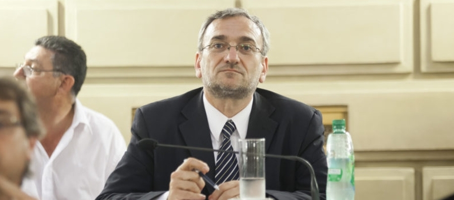Calvo reclama al gobierno provincial obras sin terminar