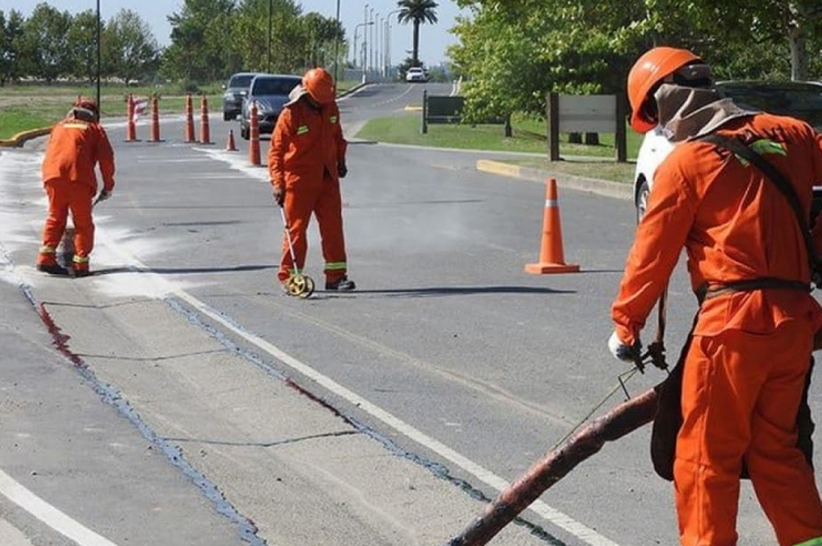 Hubo 52 ofertas en la licitación para obras de sellado de fisuras en las rutas de todos los departamentos