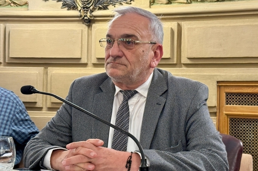 Calvo presentó un proyecto para otorgarle  marco normativo a las banderas departamentales en la provincia de Santa Fe