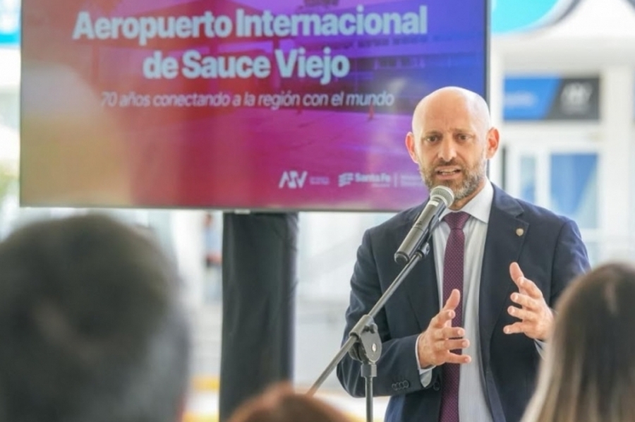 Puccini destacó el “rol estratégico” del aeropuerto de Sauce Viejo para el desarrollo productivo de la provincia