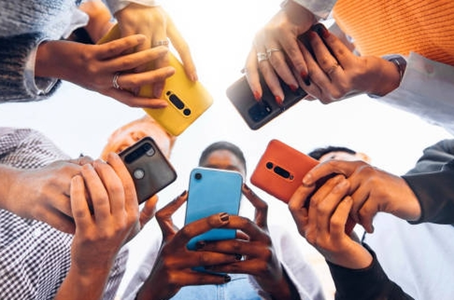 Tres días sin celular: cómo un descanso digital transforma tu cerebro