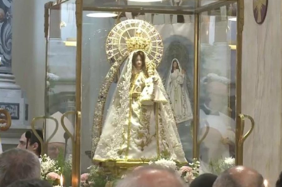 Rosario celebró a su patrona y renovó la preparación para recibir a León XIV
