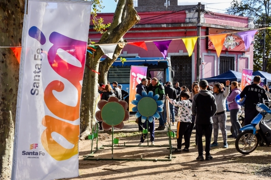 “Santa Fe Acá” llega a la capital provincial para brindar acceso fácil a servicios y políticas públicas