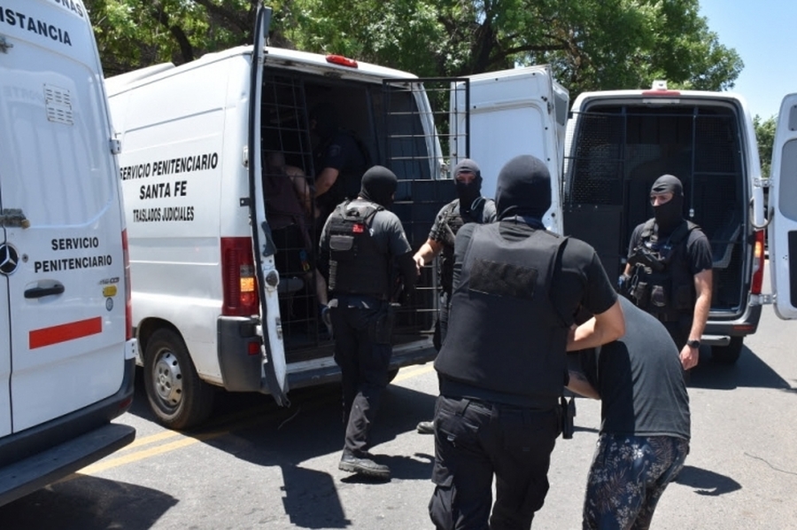 Rosario: trasladaron a 27 presos que estaban en la Comisaría 21ª a la cárcel de Piñero