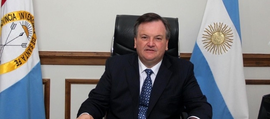 El Senador Felipe Michlig realizó entregas de aportes para la construcción de natatorios comunales