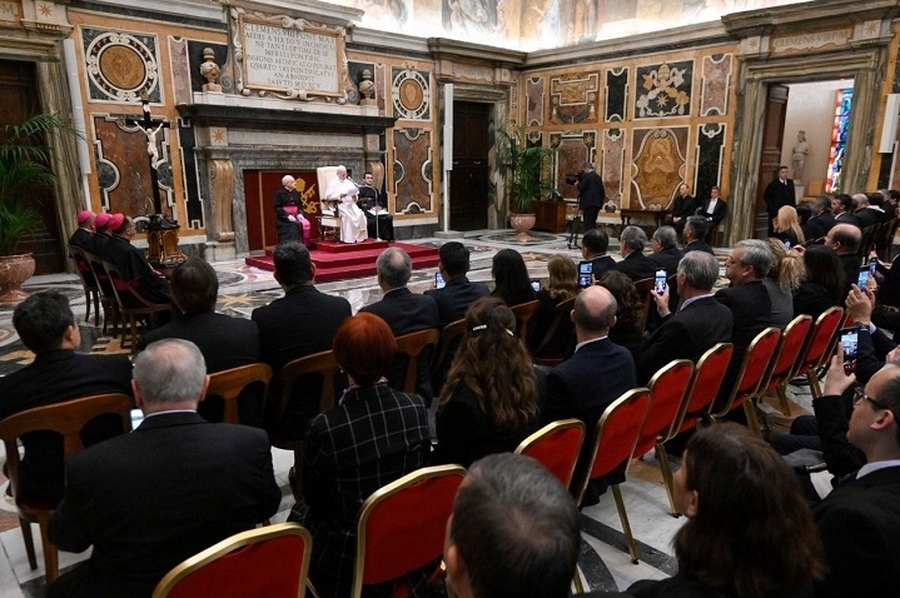 El Papa a la Oducal: 'formen corazones creyentes y comprometidos con el bien común'