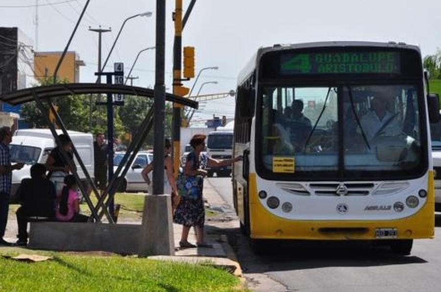 La UTA anunció un paro de colectivos en interior del país para el 12 y 13 de este mes